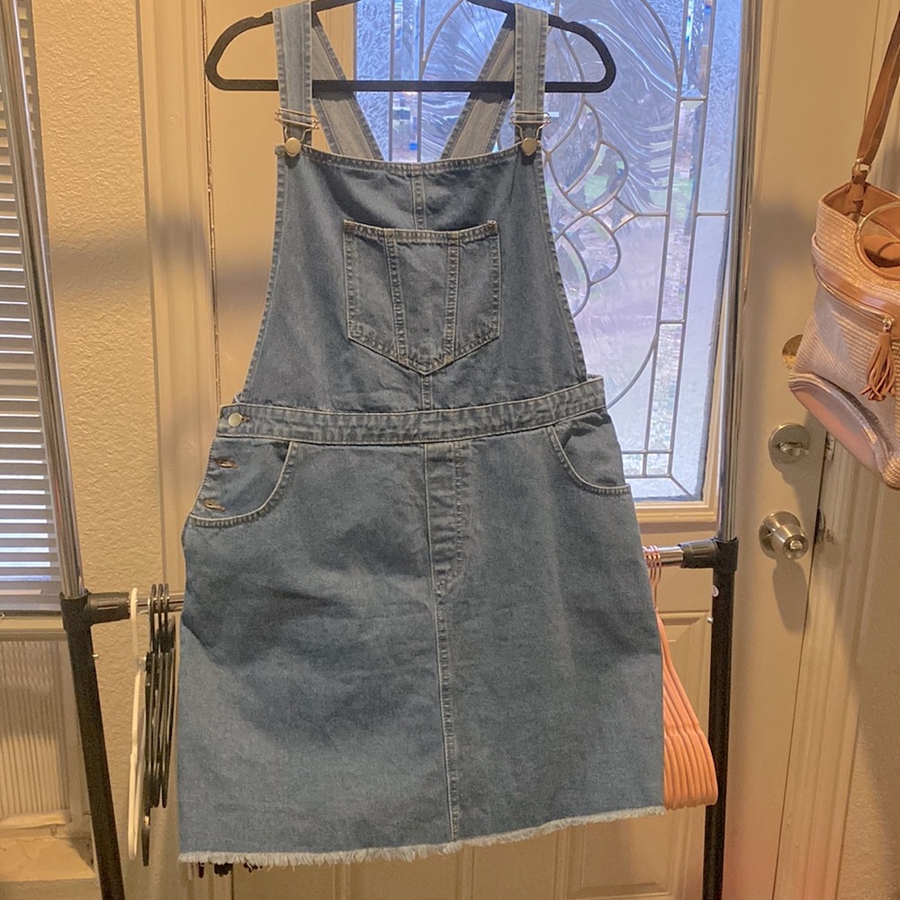 Boohoo size US16 LIGHT DENIM overall dress